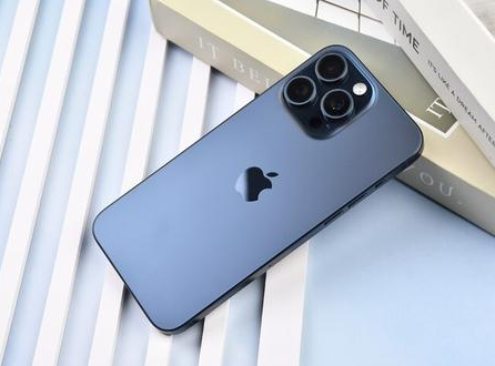 阿克陶苹果维修点分享iPhone 15 Pro Max自动关机造成的原因 